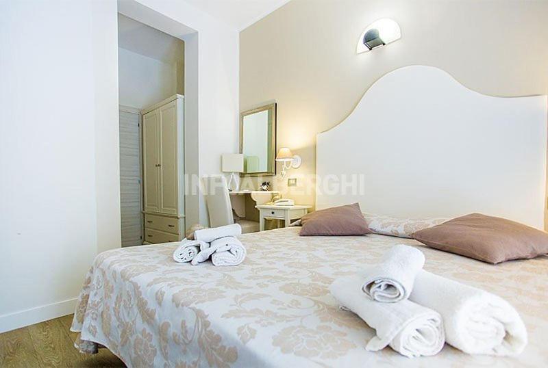 Hotel Ermeti B&B Brunch Riccione Zewnętrze zdjęcie