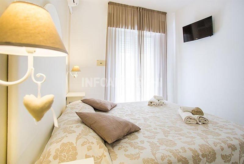 Hotel Ermeti B&B Brunch Riccione Zewnętrze zdjęcie
