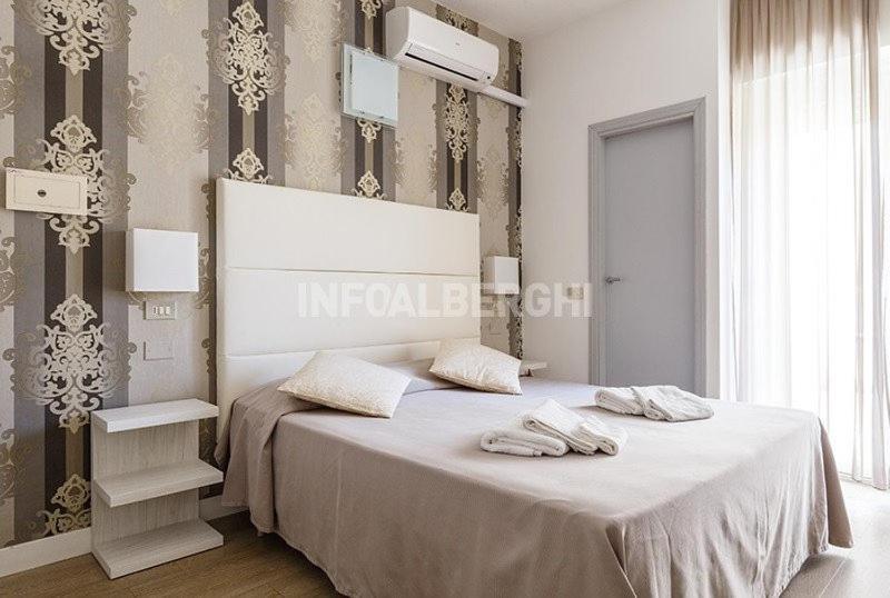 Hotel Ermeti B&B Brunch Riccione Zewnętrze zdjęcie
