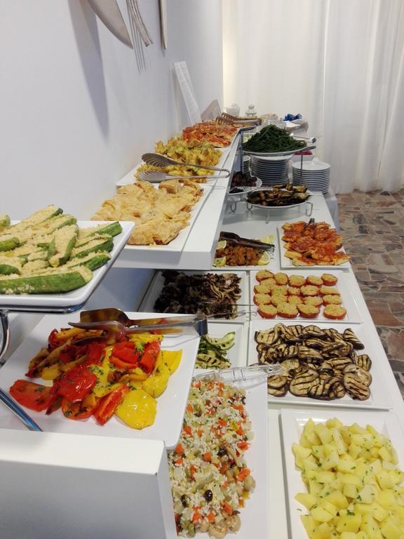 Hotel Ermeti B&B Brunch Riccione Zewnętrze zdjęcie