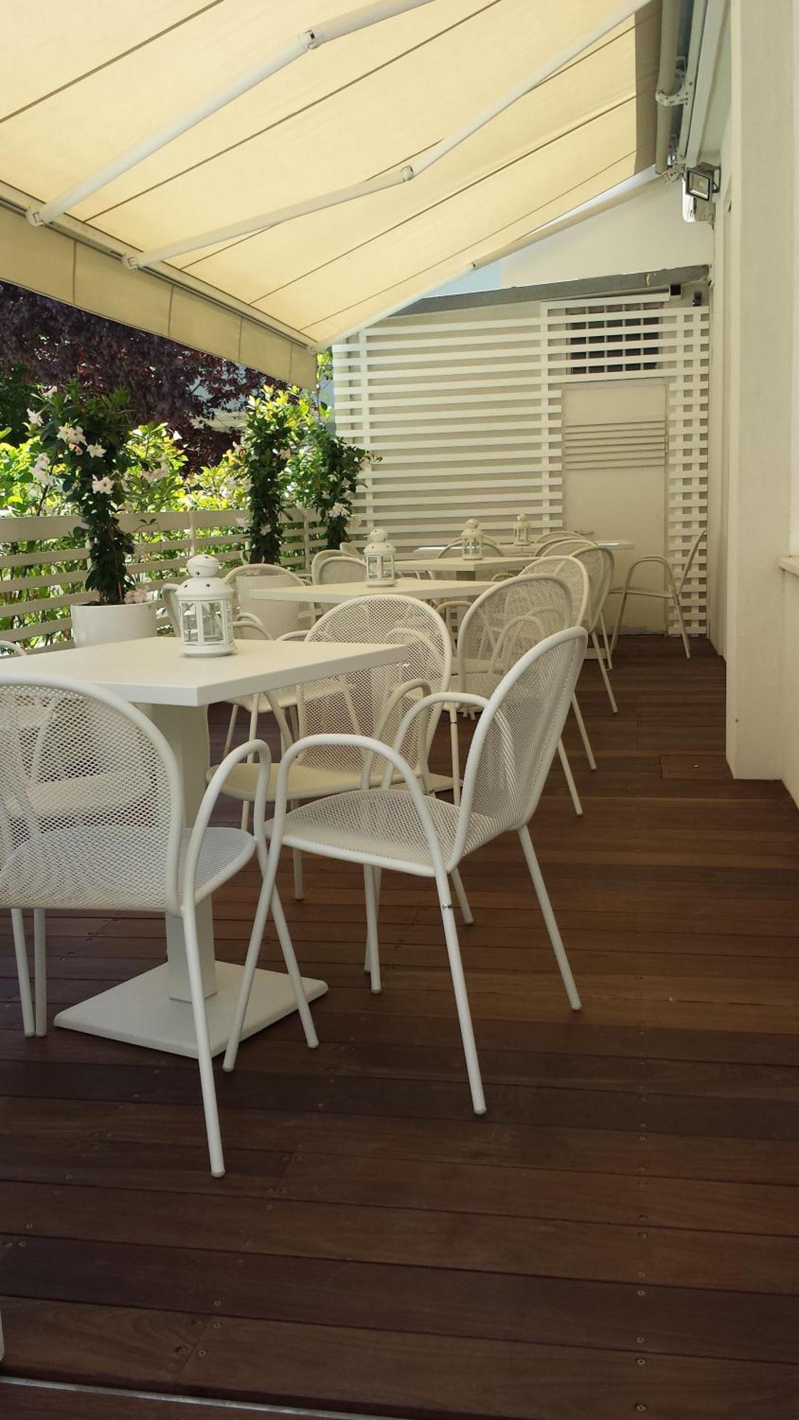 Hotel Ermeti B&B Brunch Riccione Zewnętrze zdjęcie