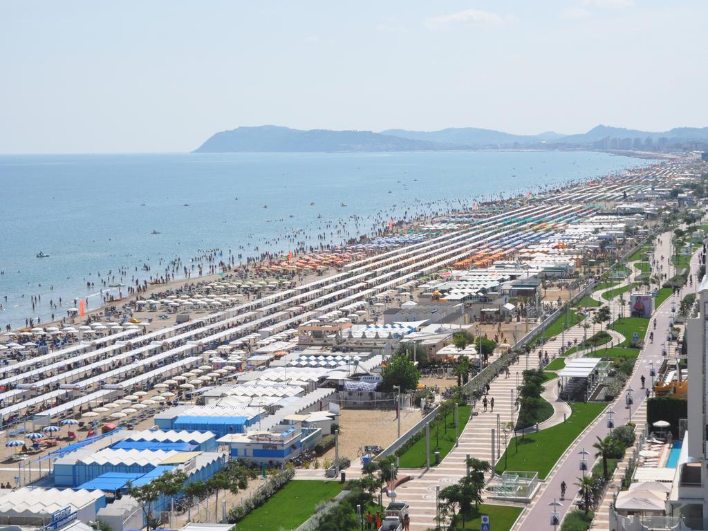 Hotel Ermeti B&B Brunch Riccione Zewnętrze zdjęcie
